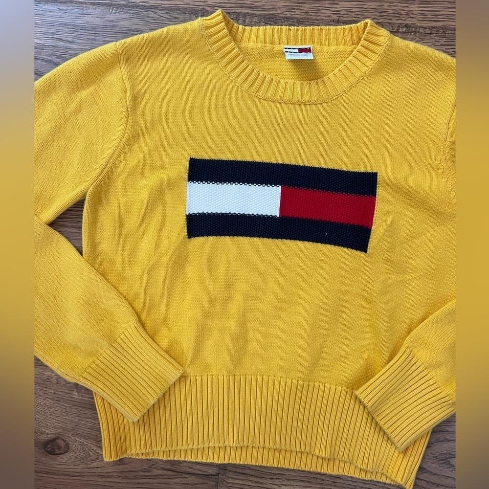 Vtg TOMMY JEANS Yellow Gold Logo Sweater Sz XS cropped EUC